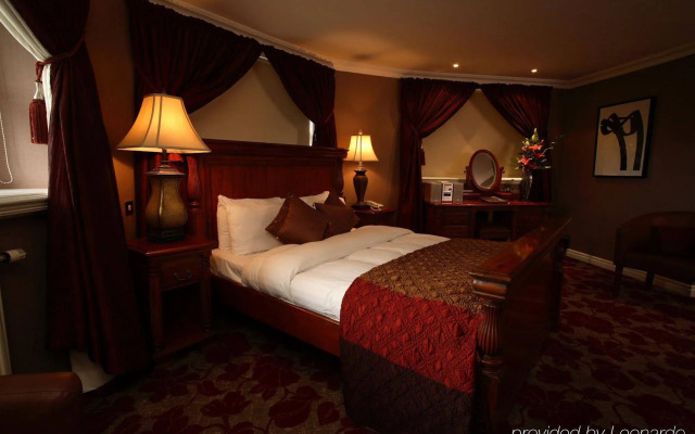 Sir Thomas Hotel