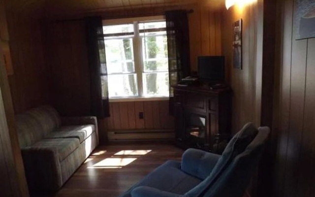 Cloverleaf Cottages