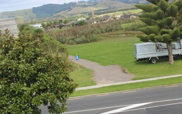 Royal Palms Papamoa Bed & Breakfast