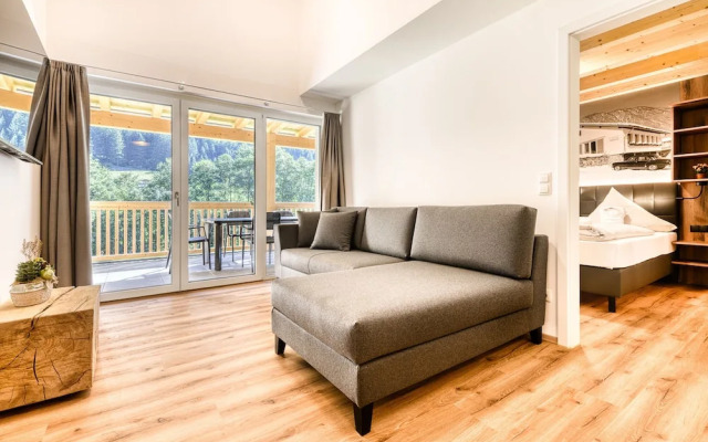 Brandnerhus Nr 13 - Balkon 3-zimmer Ferienwohnung