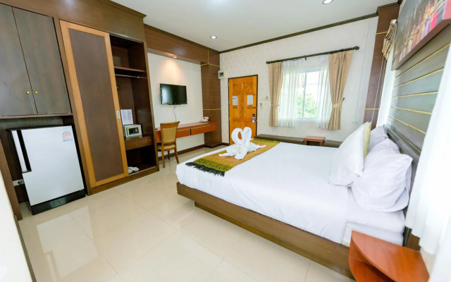 Bander Hotel