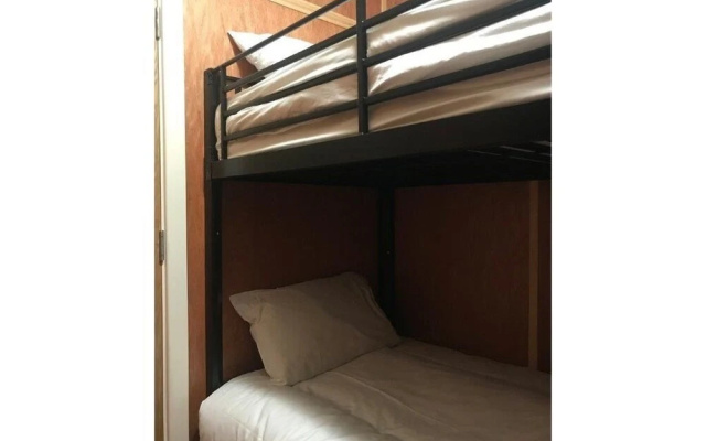 Hotel NR2 - Hostel