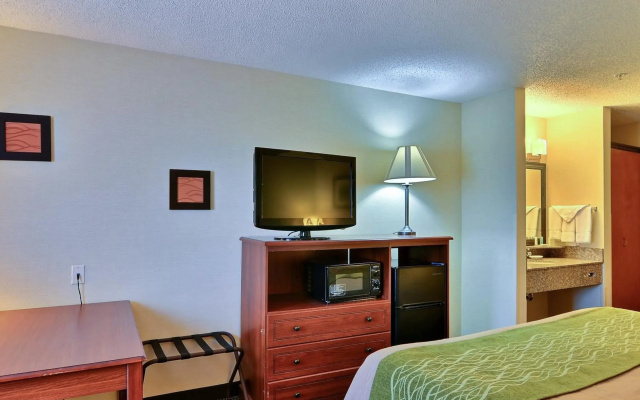 Comfort Inn Weirton - Steubenville