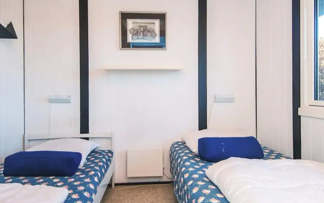 6 Person Holiday Home in Ronde