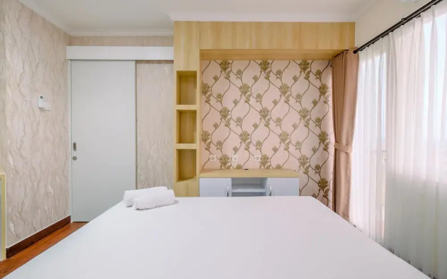 Comfortable and Modern 2BR Sentul Tower Apartment