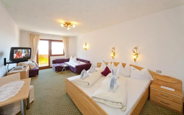 Hotel Gstatsch