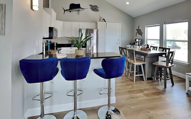 Inn at Bleu Estuary by Miss Kitty’s