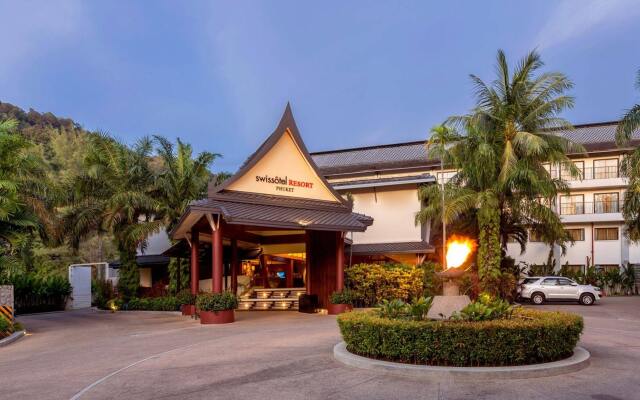 Отель Swissotel Phuket вид на фасад