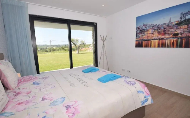 Villa in Alcobaca With Private Pool