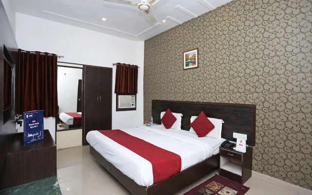 Hotel Kanha Continental