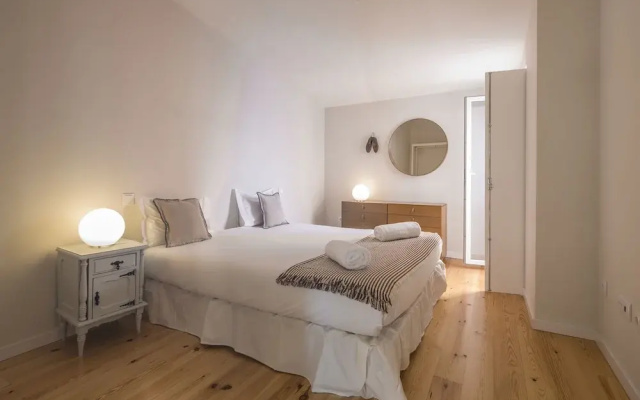 Santos Apartments by Linc