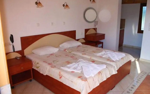 A Spacious and Bright Studio With Balcony No1111