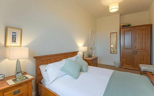 Bellshill Cottage