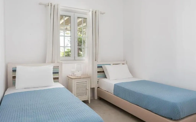 Aura Homes, Villa on Sea - Saint Anna Beach