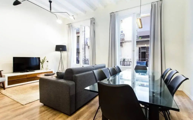 Bright and modern 4bedroom with terrace in Las Ramblas P2