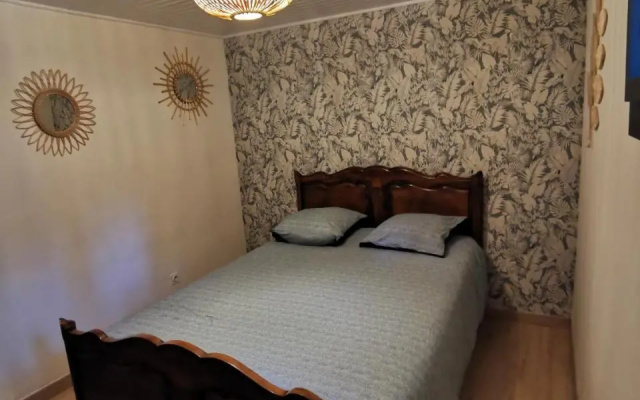 Gite 2 Chambres Avec Piscine
