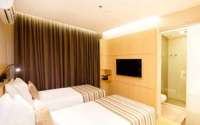 Ritz Copacabana Hotel