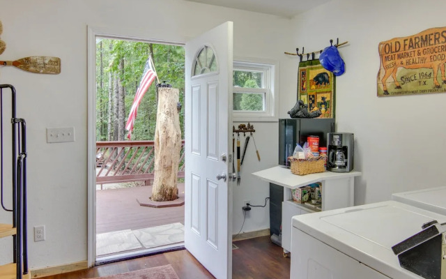 Penrose Vacation Rental: Near Cycling Trails!