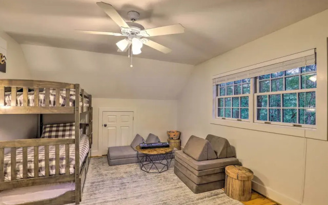 Tranquil Hendersonville Cabin w/ Mountain Views!