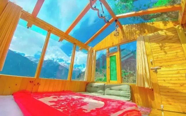 Manali Treehouse And Cafe
