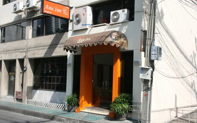 Bangkok Inn