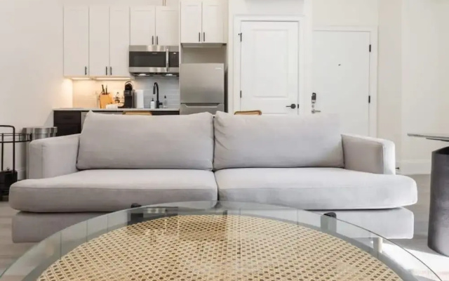 Sosuite 1BR Apt w W/d, Desk Alcove