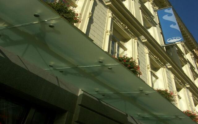 Hotel Atlantic Прага вид на фасад