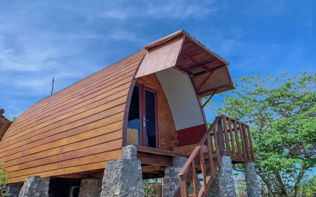 Baron Beach Bungalow