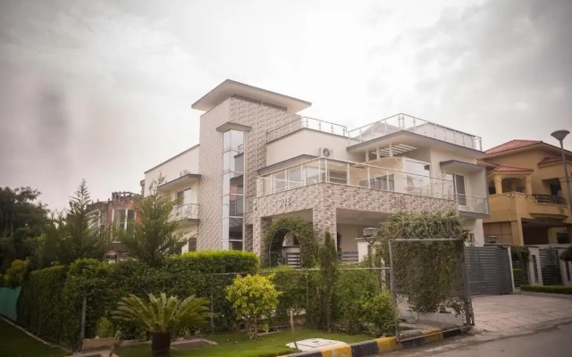 Canadian Inn Islamabad