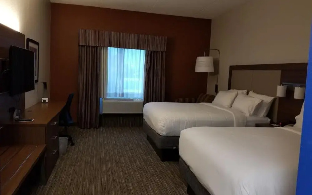 Holiday Inn Express Hotel & Suites Louisville South - Hillview