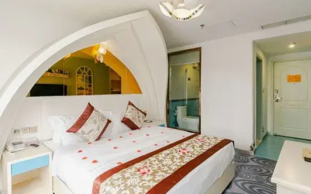 Fulong Hotel