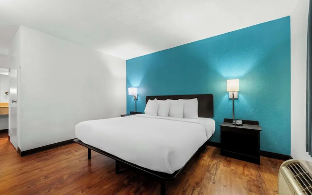 Motel 6 Hamilton, AL