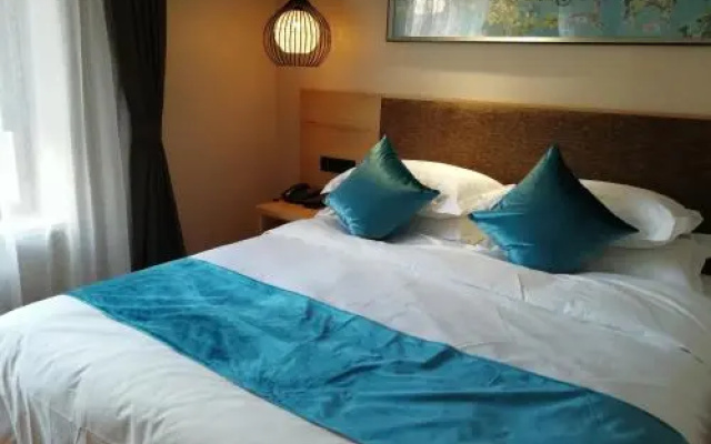 Harbin Central Street Lvyue Boutique Hotel (Saint Sophia Church)
