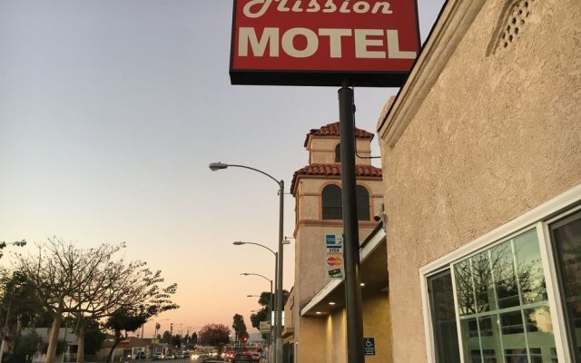 Mission Motel Lynwood 0