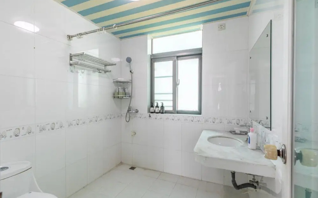 Locals Boutique Apartment Jida No.3