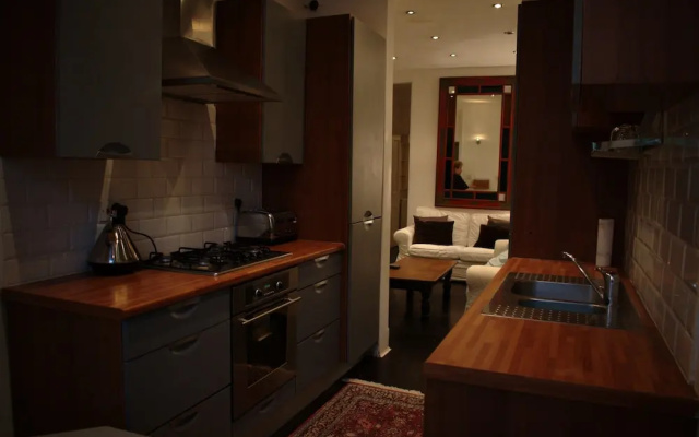 1 Bedroom Apartment in West London