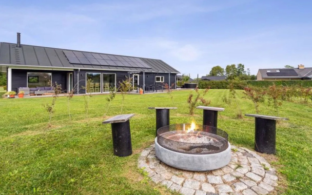 "Amdi" - 700m from the sea in SE Jutland