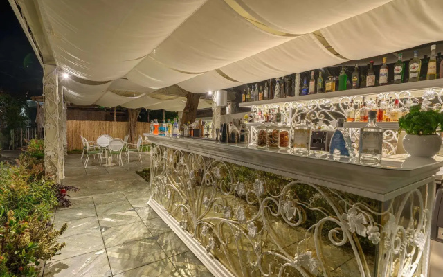 Luxury Villa Excelsior Parco