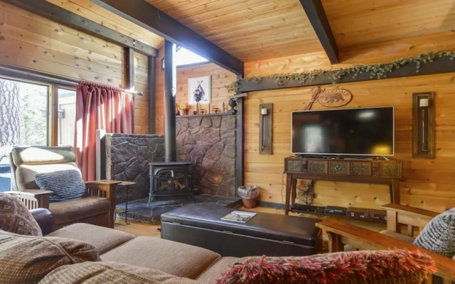 Cluster Cabin 19
