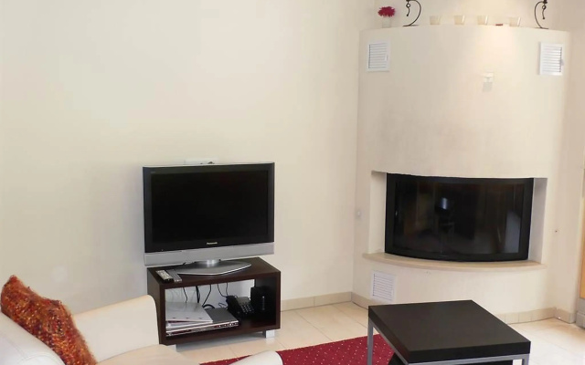 Aramis - Two Bedroom