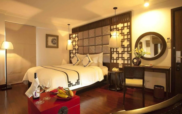 Church Boutique Hotel Hang Trong
