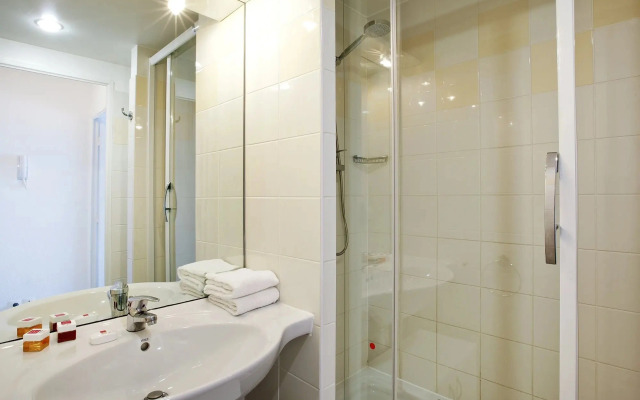 Séjours & Affaires Paris Nanterre