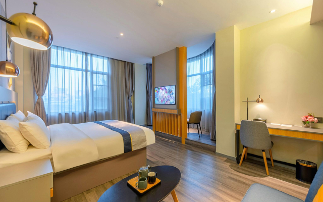 Homeinn Selected Hotel (Guangzhou Tianhe Longdong Botanical Garden Subway Station)