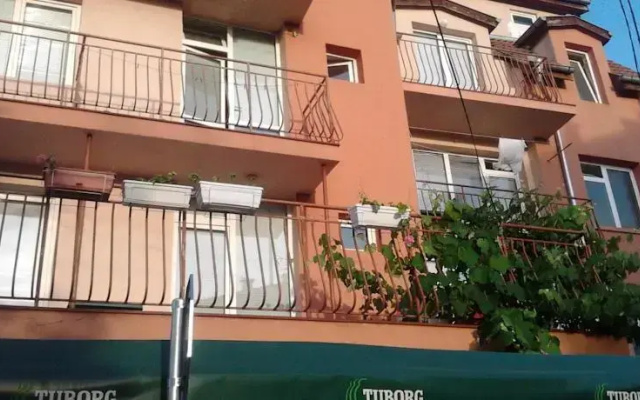 Ruja Guest House