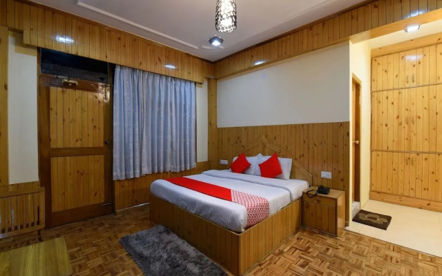OYO 14150 Celebriti Suites