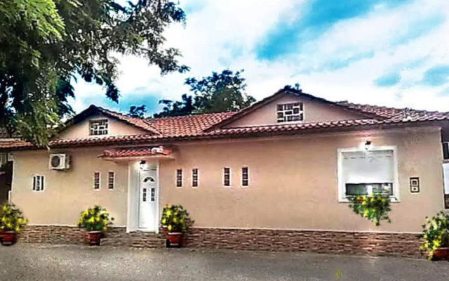 Anastasia Gardens Villa