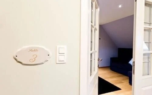 B&B Azadro