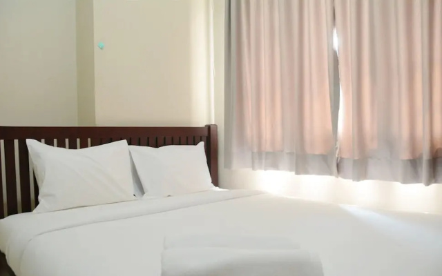 Cozy at Puri Garden Apartment Near to Puri Indah