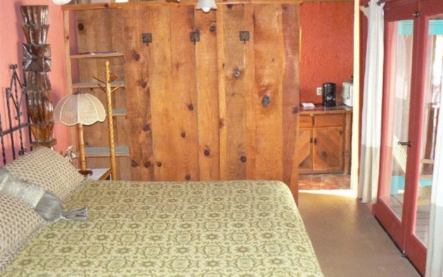Dream Weaver Inn
