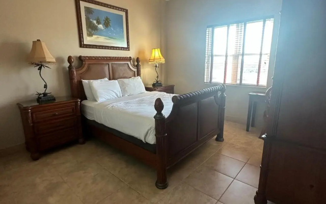 Tahitian Inn